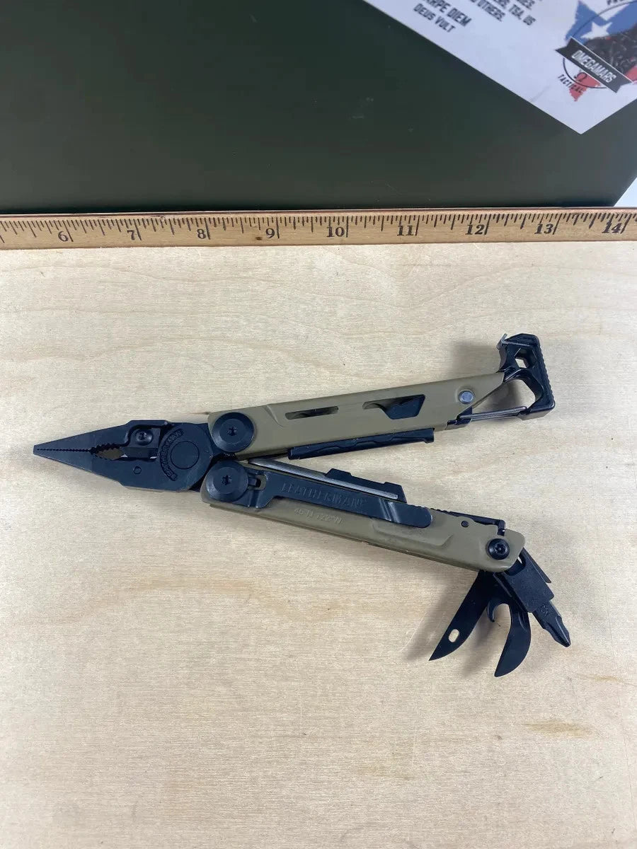 Leatherman Signal Coyote Tan #SG3. Looks/feel brand new (MSRP $149.95)