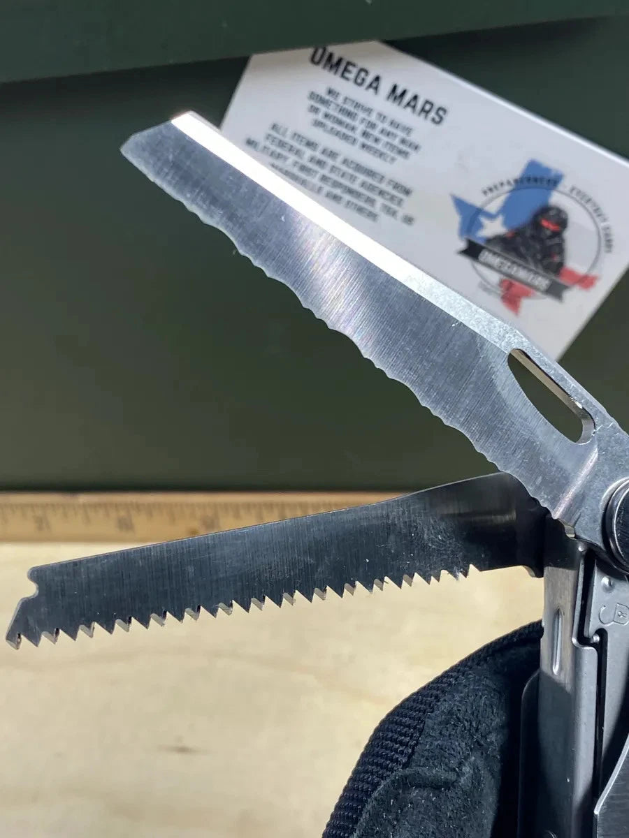 Leatherman Wave LW#1. Very light usage.