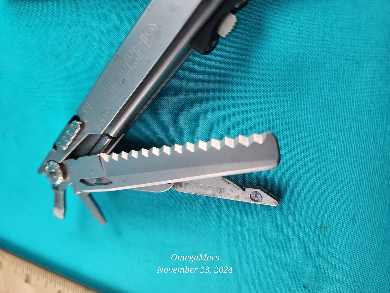 GERBER Rare Discontinued Gerber Multi Plier Flik Fisherman Multitool Great condition