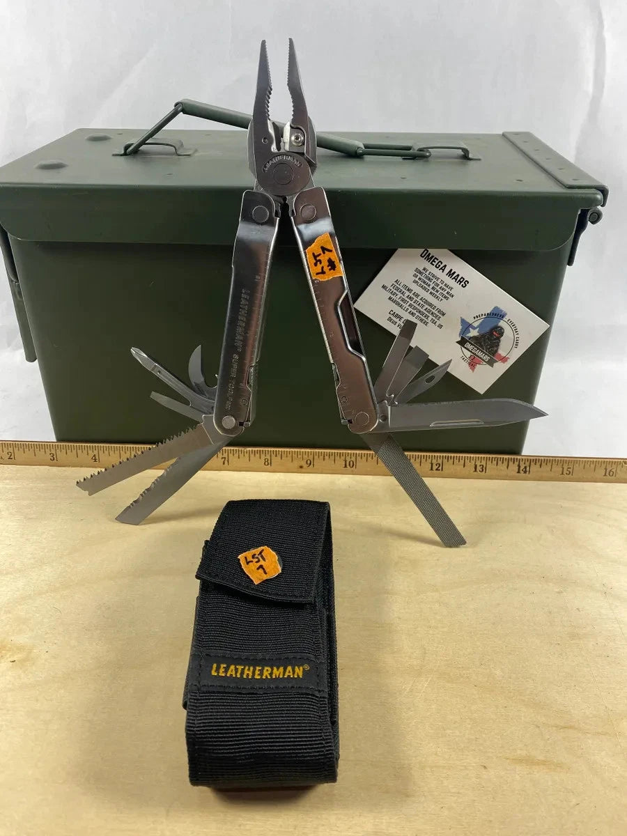 Leatherman Super Tool 300 LST#7. Looks/feel brand new. (MSRP$119.95 NEW)