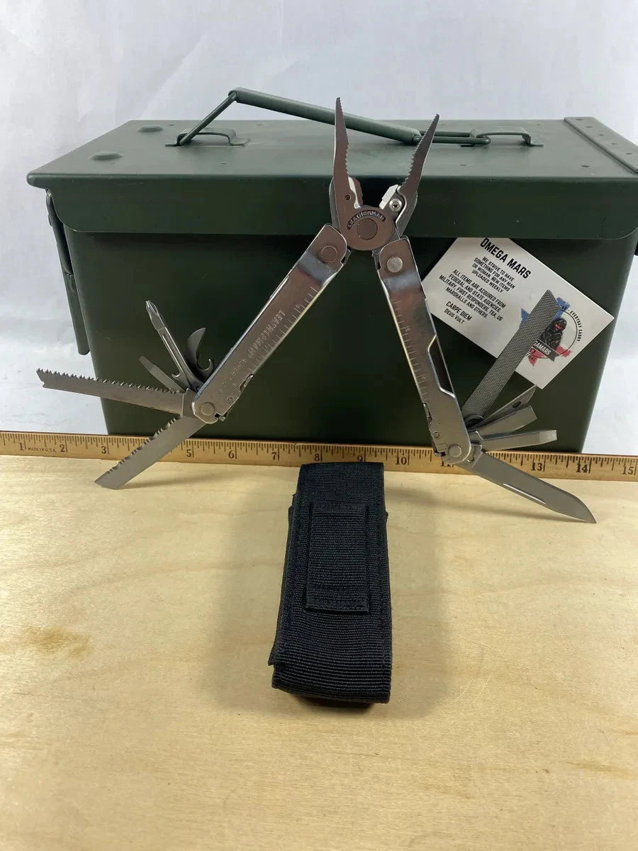 Leatherman Super Tool 300 LST#9. Light usage. (MSRP$119.95 NEW)