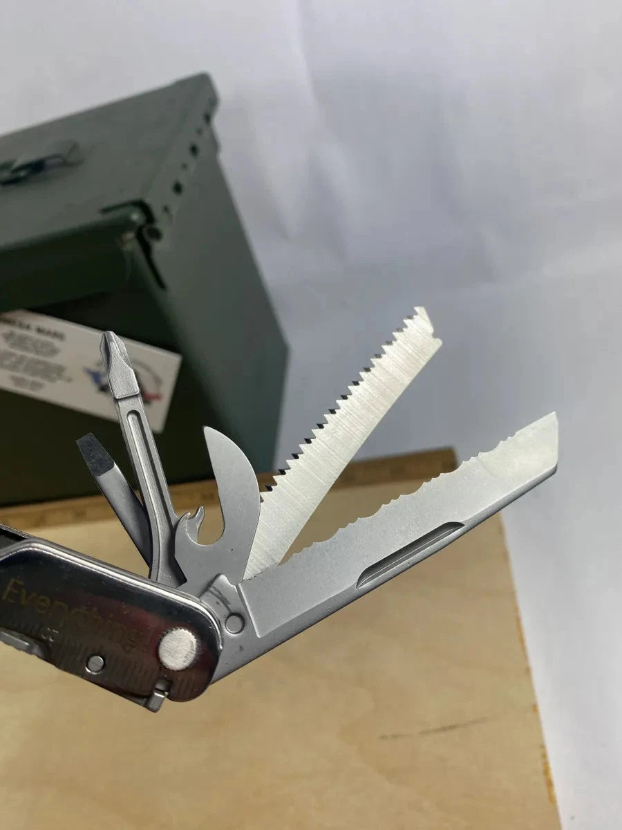 Leatherman Super Tool 300 LST#5. Looks/feel brand new. Handle customized, dirty