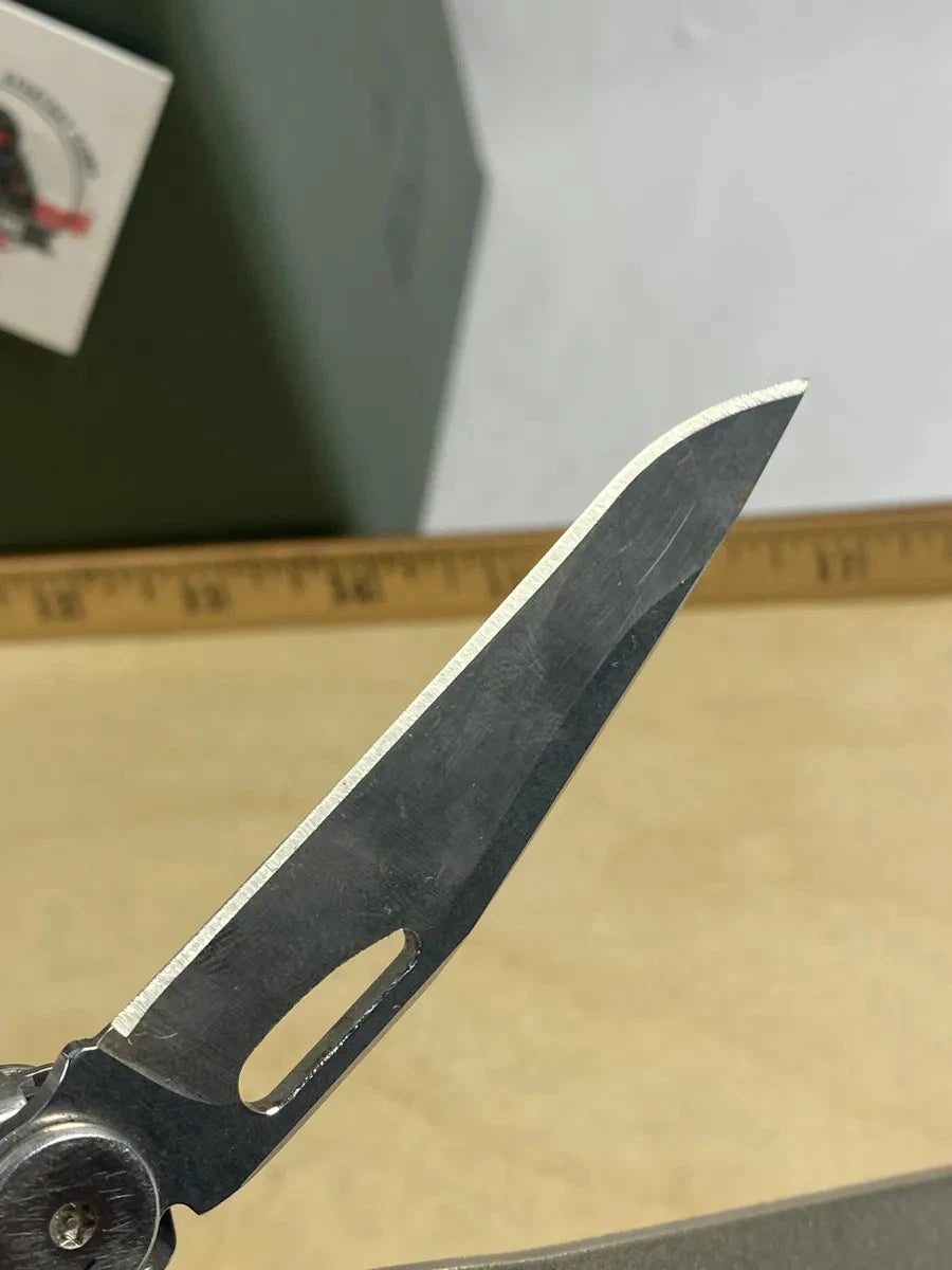 Leatherman Curl CR#2. Light usage, dirty. (MSRP $89.95 NEW)