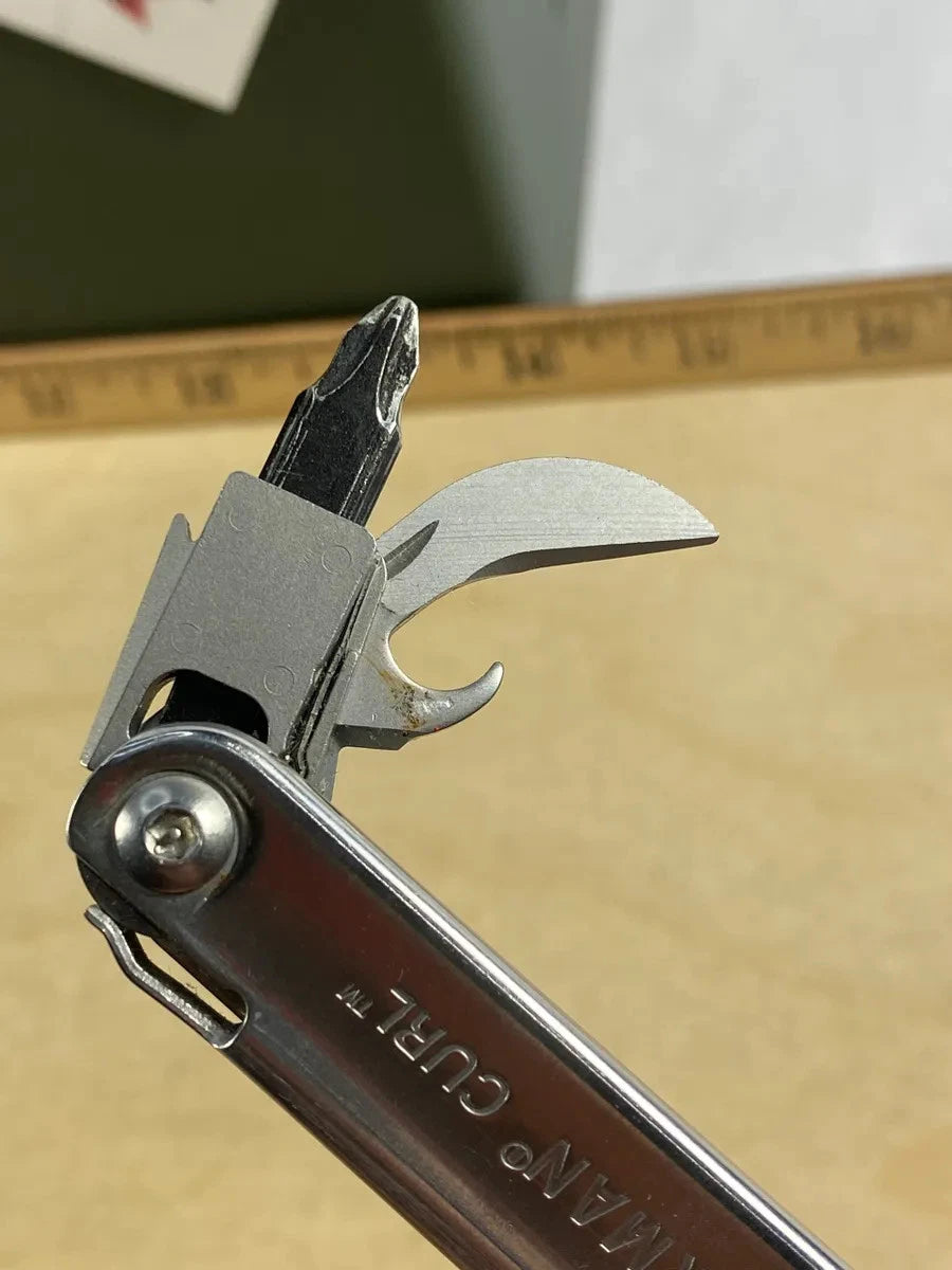 Leatherman Curl CR#2. Light usage, dirty. (MSRP $89.95 NEW)