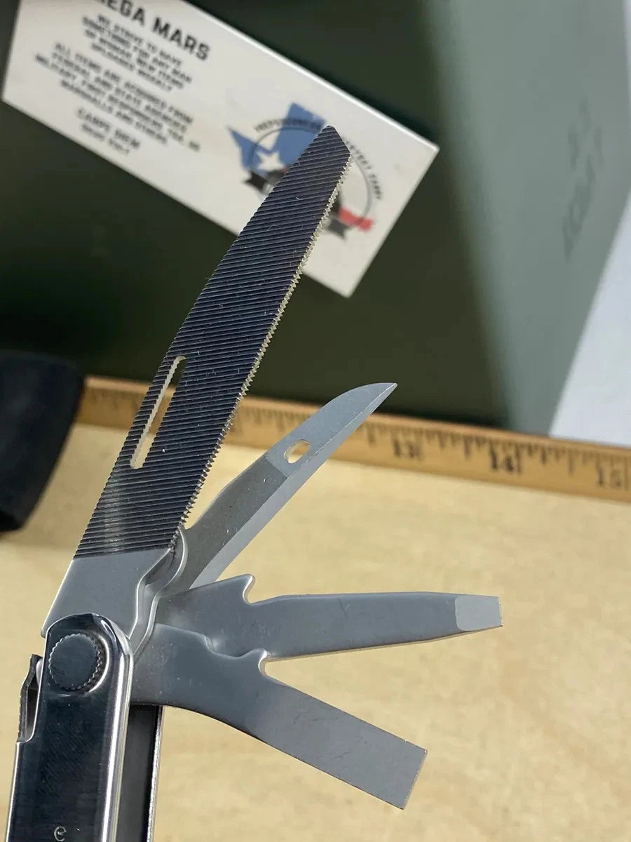 Leatherman Bond #BN3. Looks/feel brand new. (MSRP $49.95 NEW)