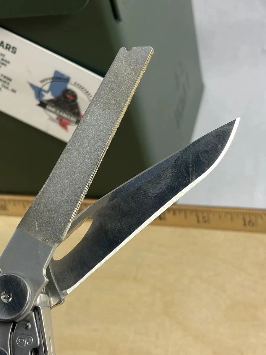Leatherman Wave Plus #W+1 Most tools looks/feel brand new