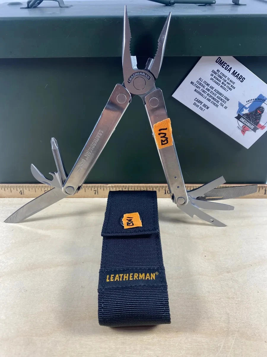 Leatherman Bond #BN1. Knife shows usage, rest of tools looks/feels new (MSRP $49.95 NEW)
