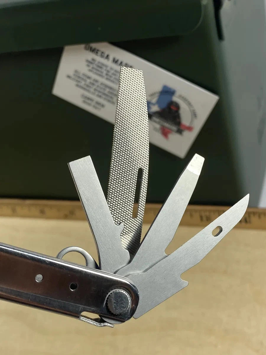 Leatherman Bond #BN2. Looks/feel brand new. (MSRP $49.95 NEW)