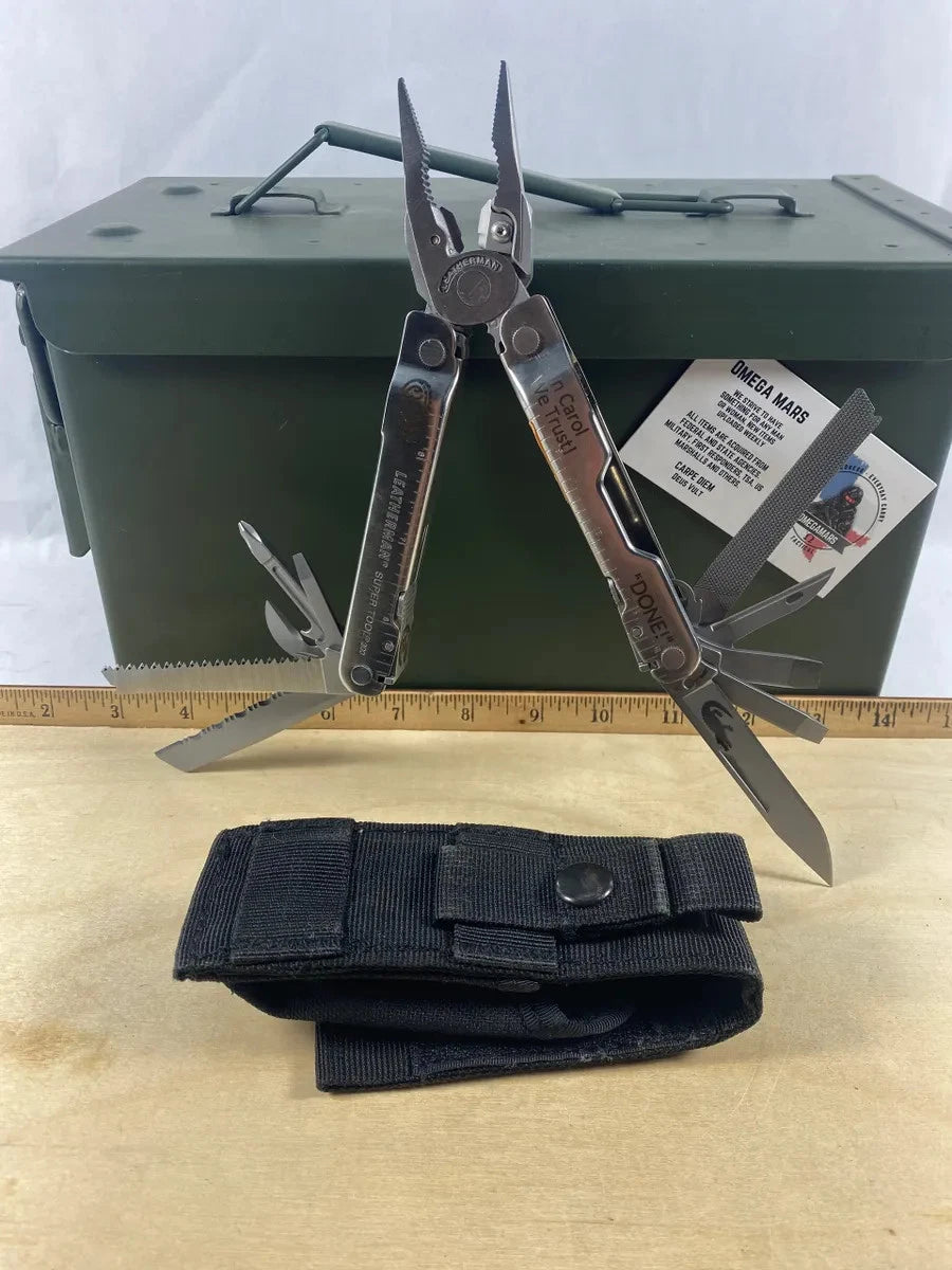 Leatherman Super Tool 300 LST#5. Looks/feel brand new. Handle customized, dirty