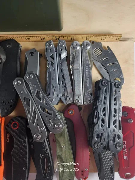 4.5-5 pound grab bag TSA Knives, Mystery Box, Survival Hunting Outdoor 15+ knives
