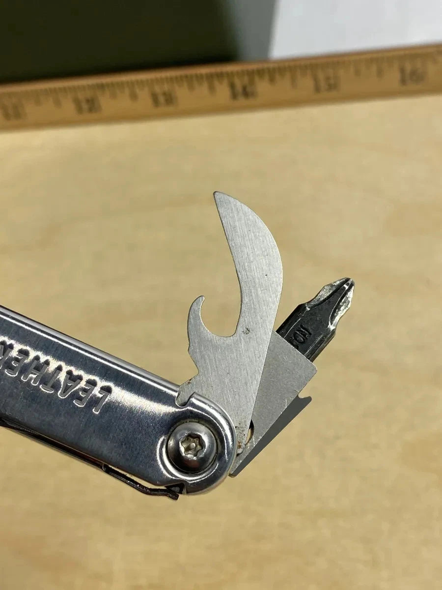 Leatherman Curl CR#2. Light usage, dirty. (MSRP $89.95 NEW)