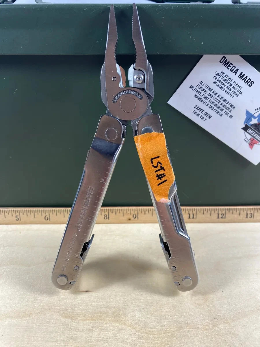 Leatherman Super Tool 300 LST#1. Looks/feel brand new. Little dirty from storage