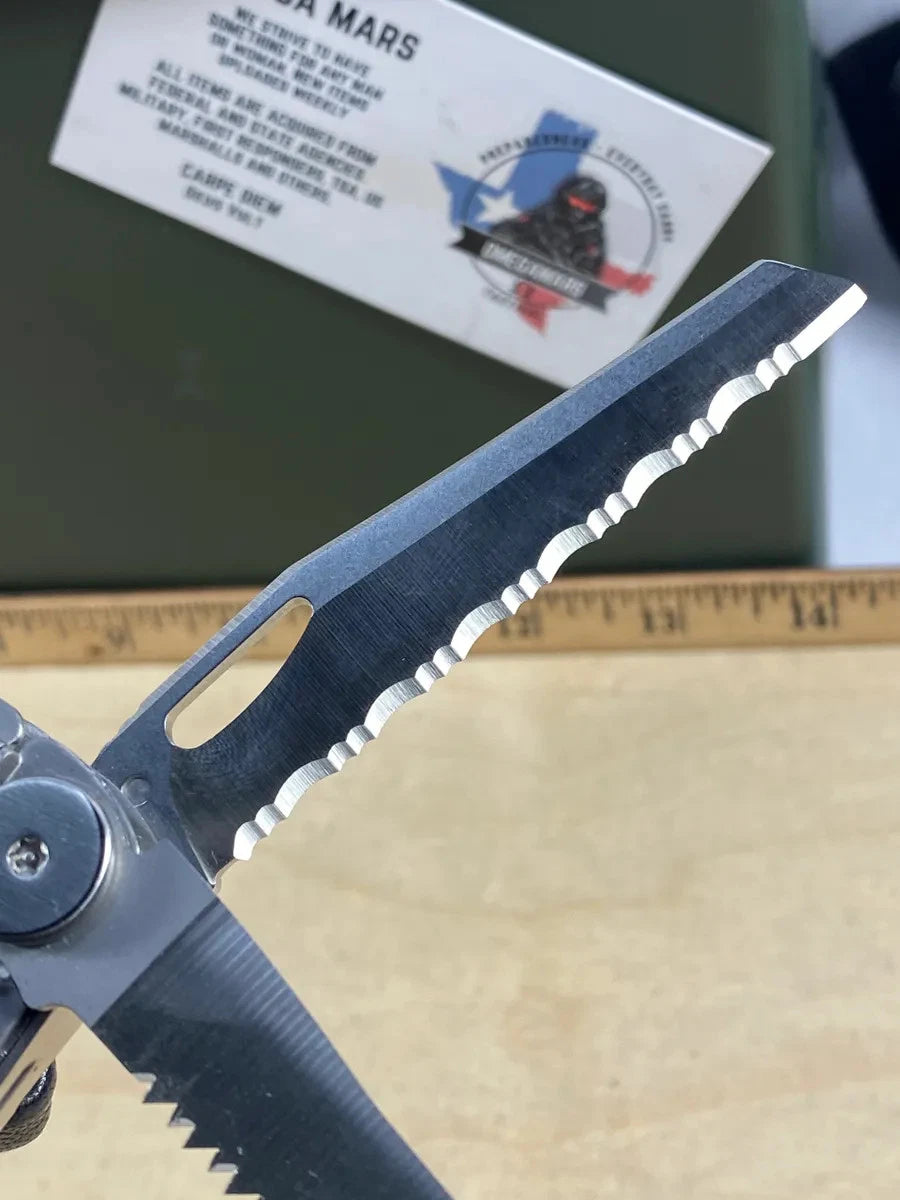 Leatherman Wave LW#1. Very light usage.